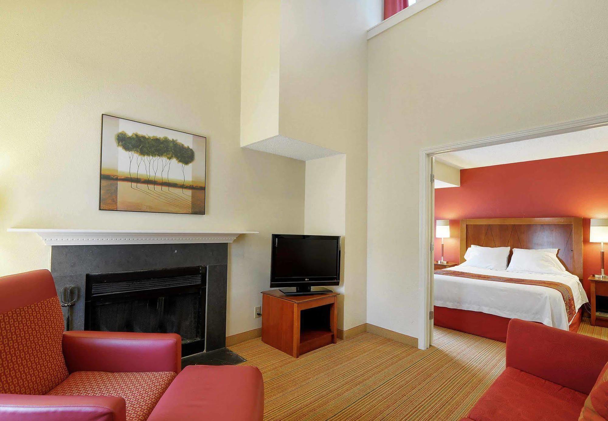 Residence Inn Raleigh Midtown Room photo